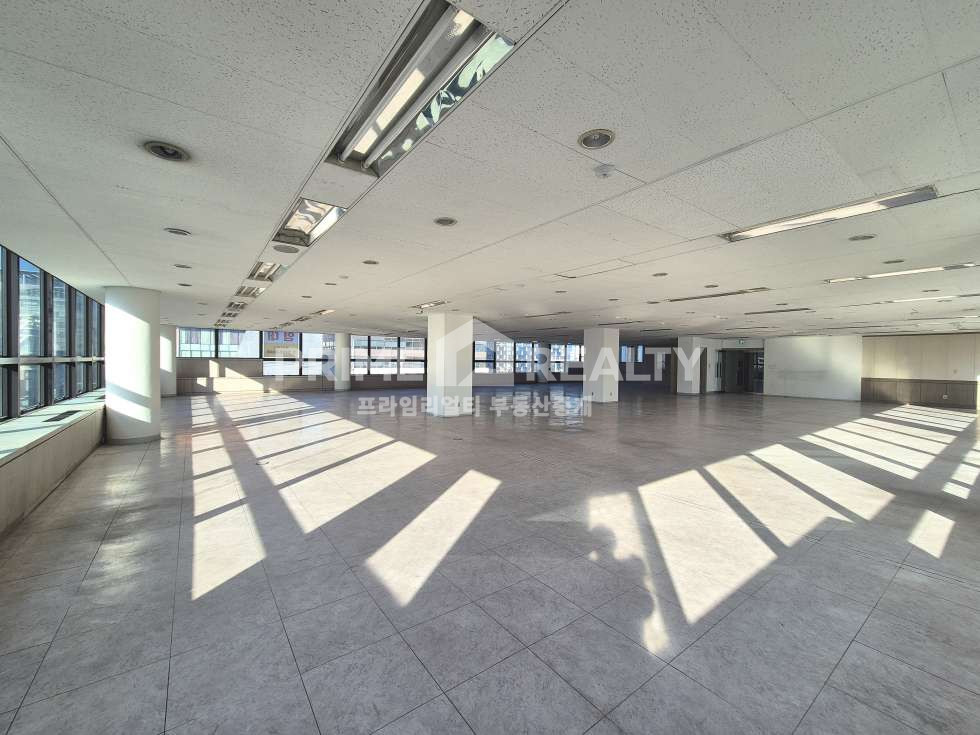 서울 강남구 도곡동 도곡동 대형 사무실 임대│대로변│단독층│전용 약 141평│강남사무실임대│강남대형사무실임대 월세 매물번호 10765 사진 3
