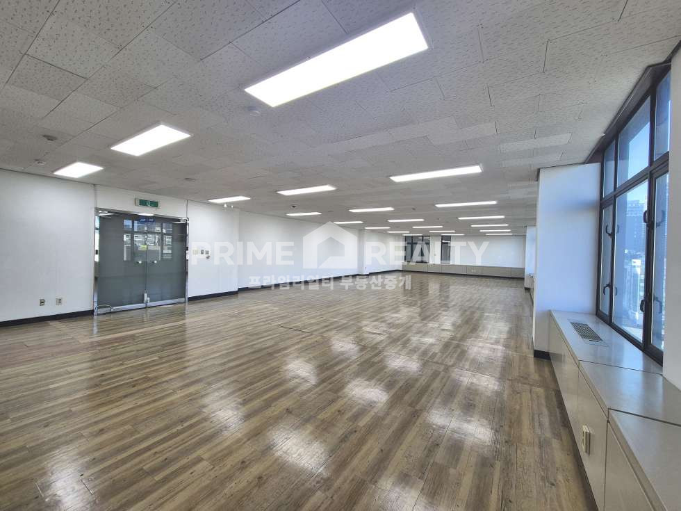 서울 강남구 도곡동 도곡동 사무실 임대│뱅뱅사거리 대로변│실사용 약 50평│강남사무실임대 월세 매물번호 10762 사진 5