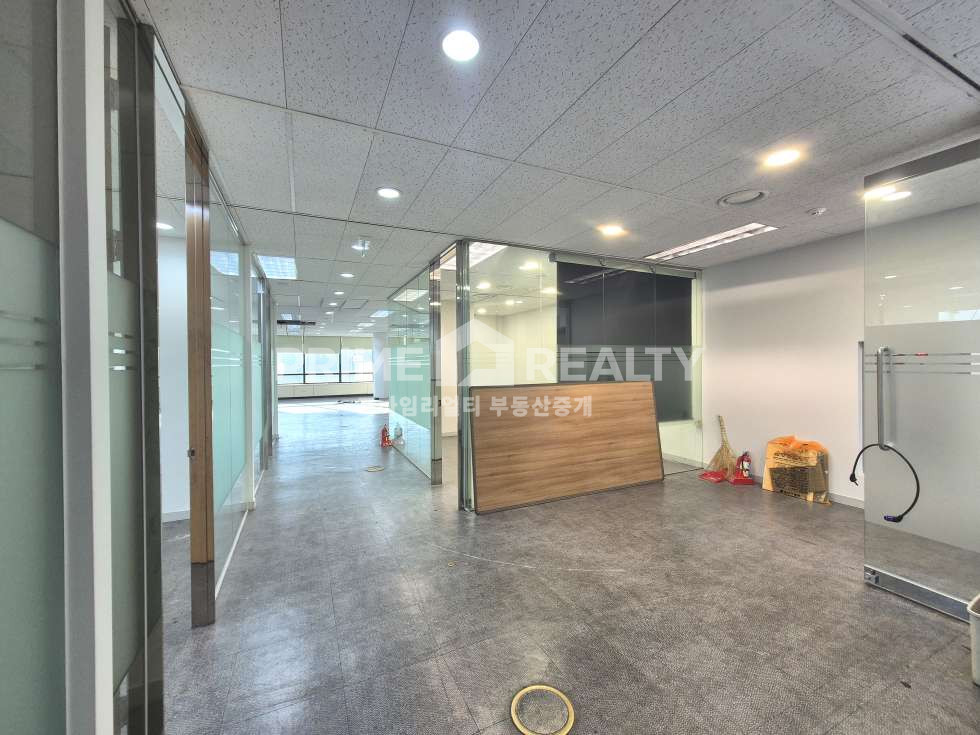 서울 강남구 역삼동 역삼동 대형 사무실 임대│강남 핵심 입지│주차 우수│전용 약 100평│강남사무실임대│강남사옥임대 월세 매물번호 10781 사진 6