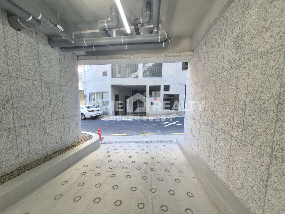 서울 강남구 논현동 논현동 사옥 임대│ 학동공원 앞│신축│연면적 약 355평│강남사옥임대│강남통임대│강남사무실임대│강남대형사무실임대 월세 매물번호 10802 사진 10
