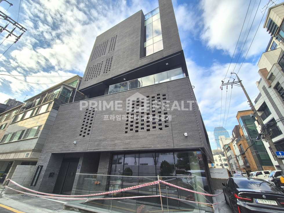 서울 강남구 역삼동 역삼동 사옥 임대 │신축 통임대 사옥│연면적 약 210평│강남사옥임대│강남통임대│강남사무실임대 월세 매물번호 10732 사진 1