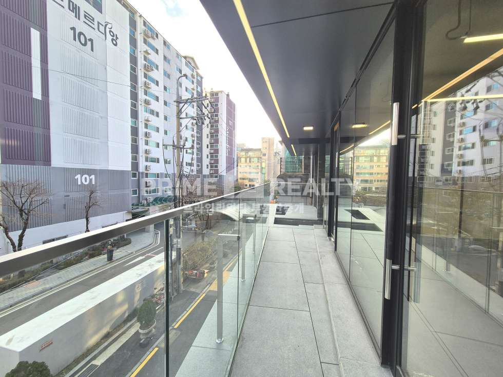 서울 강남구 역삼동 역삼동 사옥 임대 │신축 통임대 사옥│연면적 약 210평│강남사옥임대│강남통임대│강남사무실임대 월세 매물번호 10732 사진 12