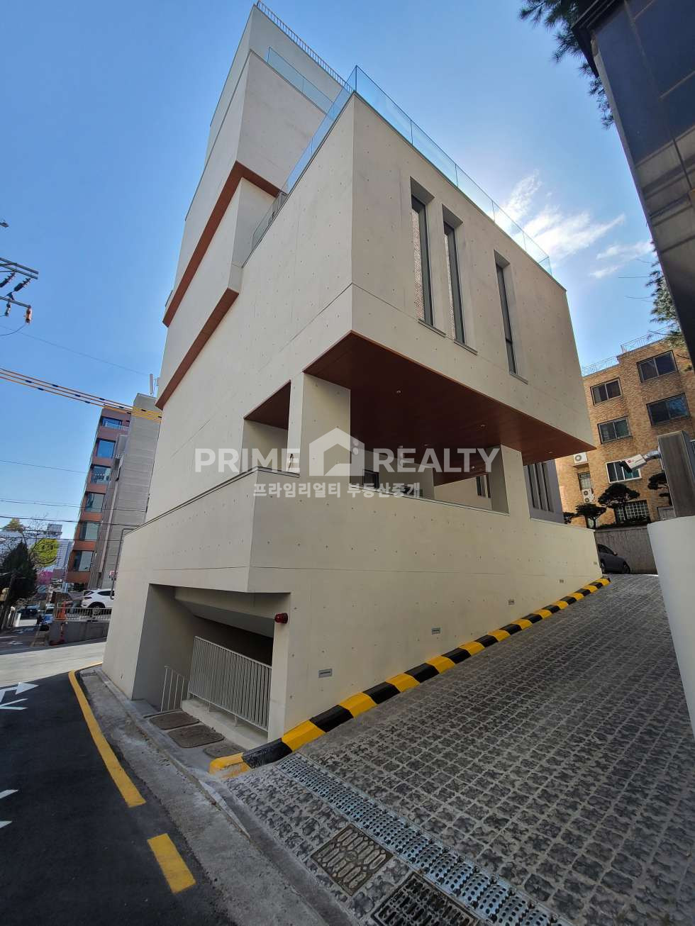 서울 강남구 논현동 논현역 통임대│연면적 453평│논현역 도보 5분│2023년 신축│사거리 코너 │강남사무실임대│강남사옥임대│강남통임대 월세 매물번호 10807 사진 4