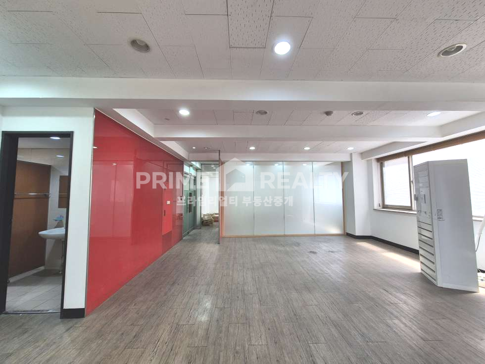 서울 강남구 논현동 논현동 사무실 임대│룸 4 구조│전용 약 40│학동역 도보 10분│강남사무실임대 월세 매물번호 10062 사진 5