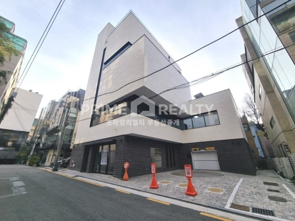 서울 강남구 청담동 청담동 사옥 임대│명품거리 인근│신축 통임대│연면 350 │강남사옥임대│강남통임대│강남사무실임대 월세 매물번호 10818 사진 1