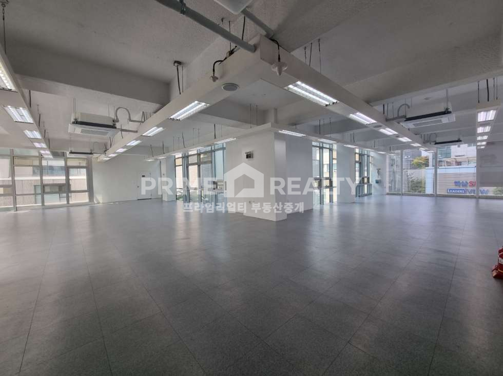 서울 강남구 역삼동 선정릉3분, 대로변, 스벅건물, 대형ACE, 관리잘됨 역삼동 사무실임대 월세 매물번호 10008 사진 1