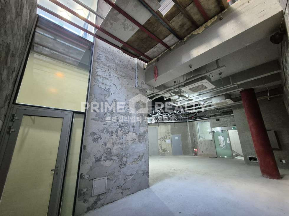 서울 강남구 역삼동 역삼동 상가 임대 │ 신논현역 도보권 │ 1층·지하 연층 구성 │ 전용 85평│강남상가│강남사무실임대 월세 매물번호 10638 사진 13