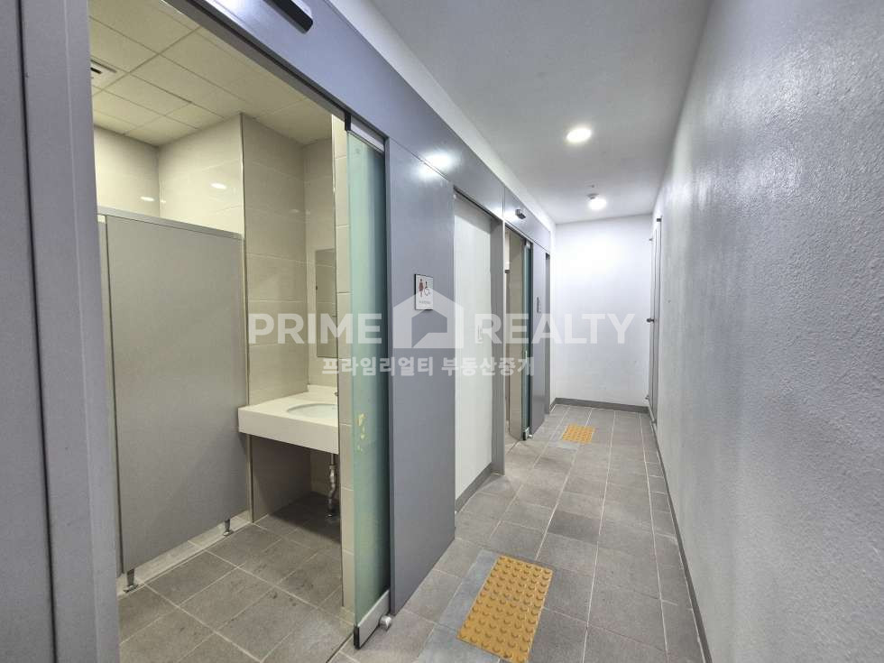 서울 강남구 신사동 신사동 지하상가 임대 │ 도산공원 인근│전용 80평 썬큰구조│강남사무실임대│강남스튜디오임대 월세 매물번호 10842 사진 7