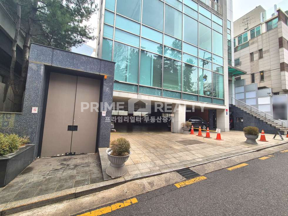 서울 강남구 신사동 신사동 스튜디오 임대│도산공원 라인 │높은 층고│강남사무실임대│강남스튜디오임대 월세 매물번호 10843 사진 14