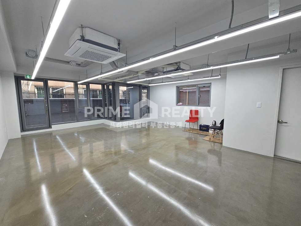 서울 강남구 신사동 신사동 사옥 임대 │압구정역 도보 7분│신축 첫입주·높은 층고·루프탑│연면 약 167평│강남통임대│강남사옥임대│강남사무실임대 월세 매물번호 10491 사진 6