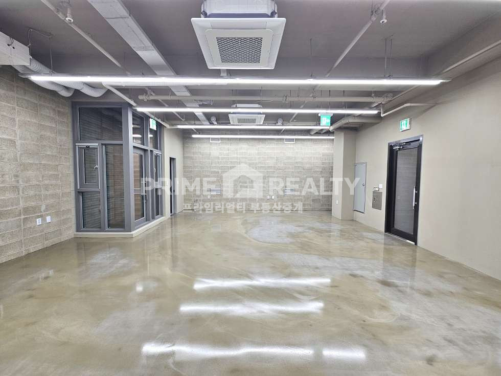 서울 강남구 신사동 신사동 사옥 임대 │압구정역 도보 7분│신축 첫입주·높은 층고·루프탑│연면 약 167평│강남통임대│강남사옥임대│강남사무실임대 월세 매물번호 10491 사진 16