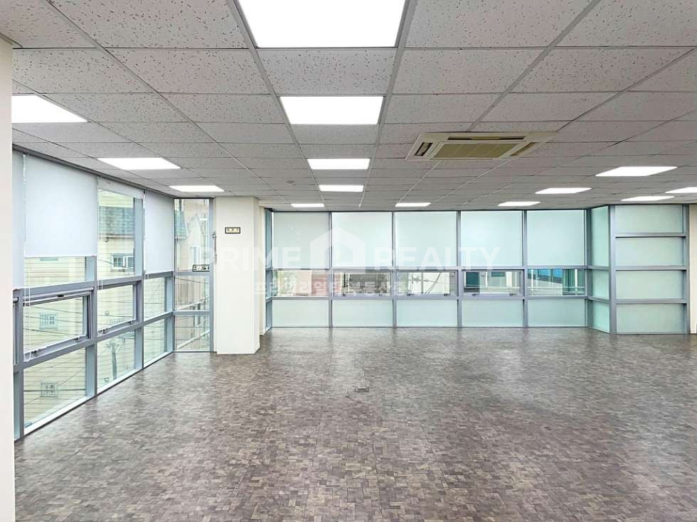 서울 강남구 논현동 강남구청역 사무실 임대 │ 전용 29평 │ 초역세권 깔끔인테리어 월세 매물번호 10177 사진 5