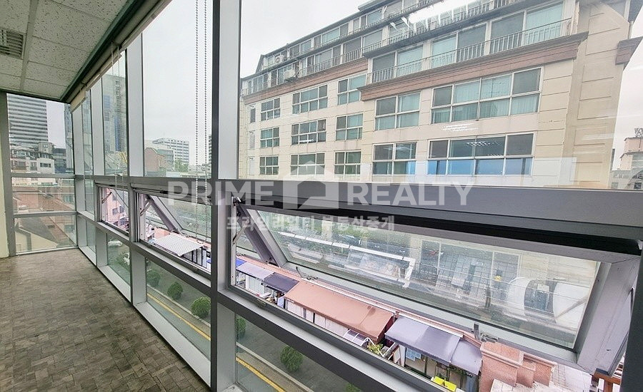 서울 강남구 논현동 강남구청역 사무실 임대 │ 전용 29평 │ 초역세권 깔끔인테리어 월세 매물번호 10177 사진 6