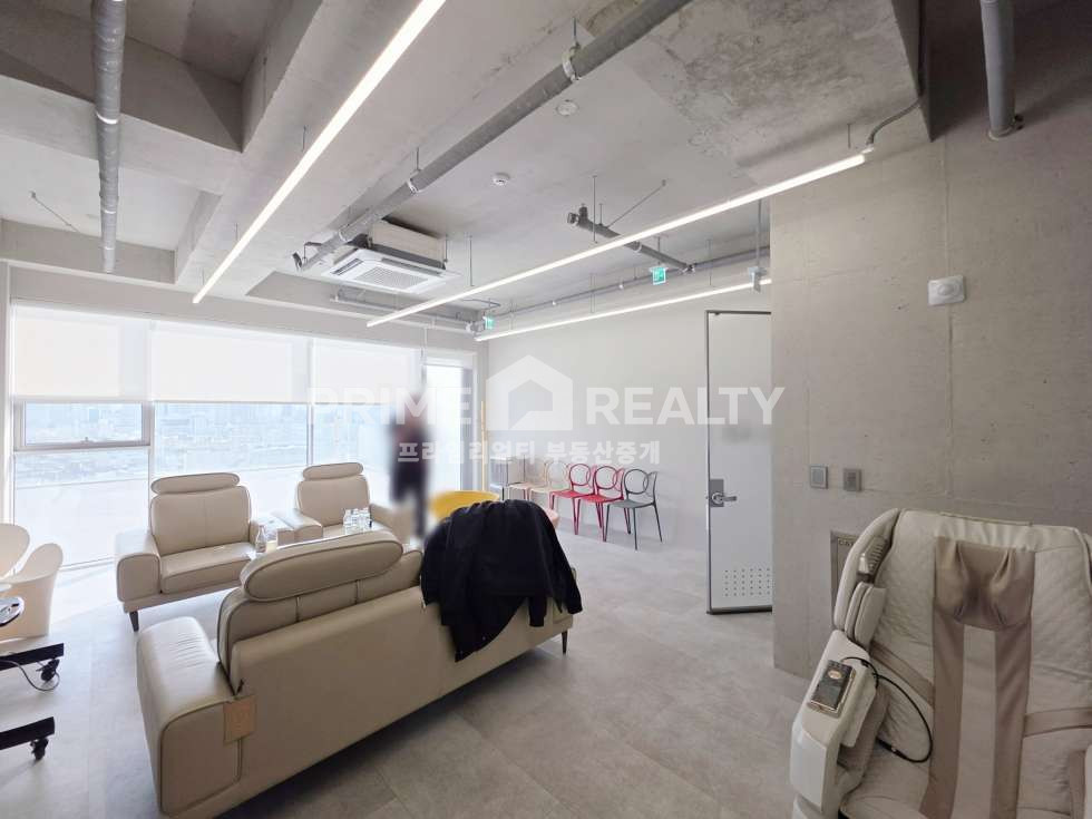 서울 강남구 논현동 1동 논현동 사옥 임대│트리플역세권│초대형 테라스│연면 315│강남사옥임대│강남통임대│강남사무실임대 월세 매물번호 10821 사진 17