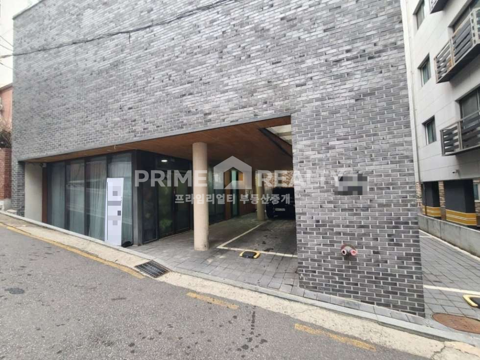서울 강남구 논현동 논현동 스튜디오 임대 │ 강남구청역 도보 5분 │ 층고 4.5M │ 면적 37평│강남스튜디오임대│강남사무실임대 월세 매물번호 10386 사진 9