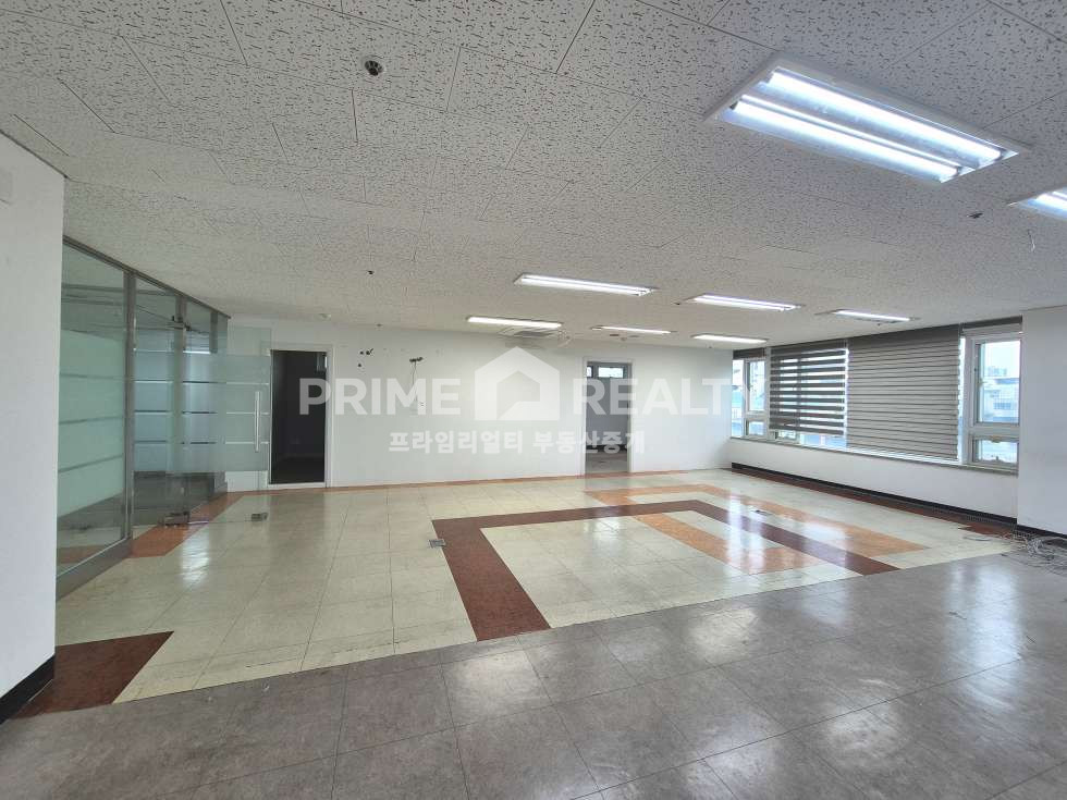 서울 강남구 논현동 논현동 사무실 임대│선정릉역 3분│룸4 완비│전용 84평│강남사무실임대 월세 매물번호 10882 사진 9