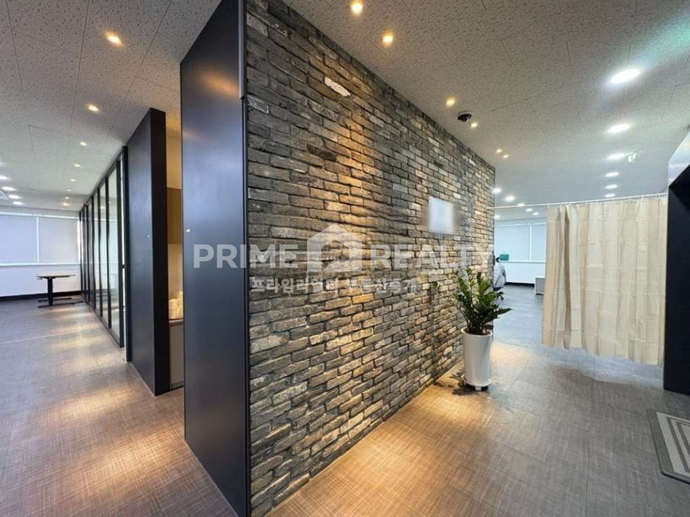 서울 강남구 논현동 논현동 사무실 임대│강남구청역 6분│연층임대 가능│전용 80평│강남사무실임대 월세 매물번호 10883 사진 4