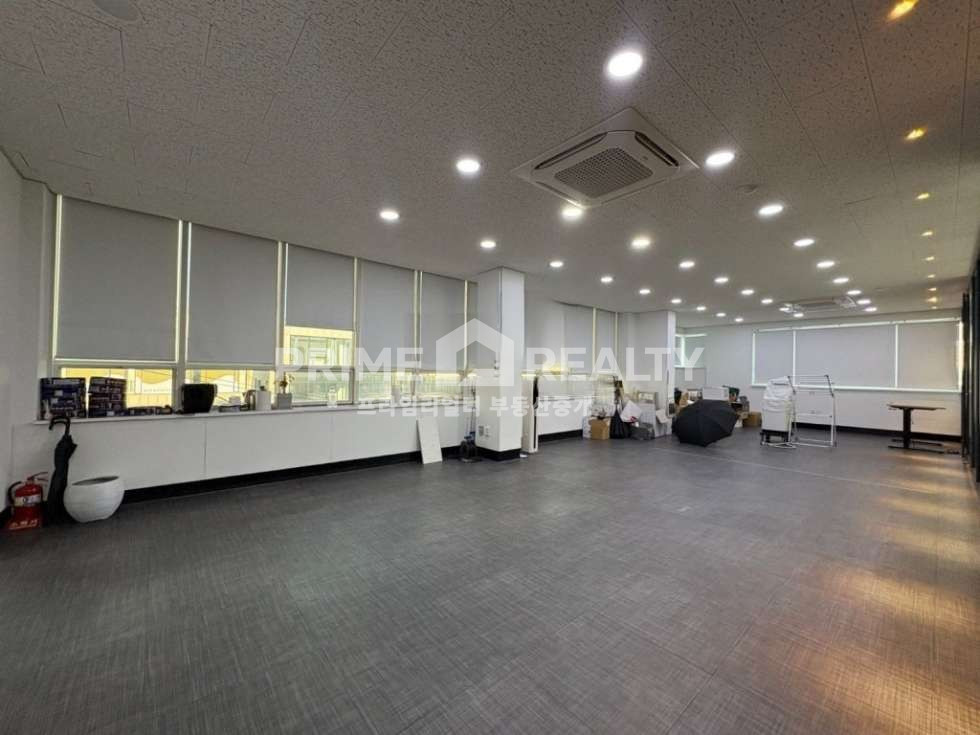 서울 강남구 논현동 논현동 사무실 임대│강남구청역 6분│연층임대 가능│전용 80평│강남사무실임대 월세 매물번호 10883 사진 5