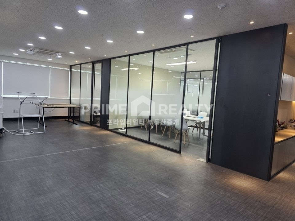 서울 강남구 논현동 논현동 사무실 임대│강남구청역 6분│연층임대 가능│전용 80평│강남사무실임대 월세 매물번호 10883 사진 7