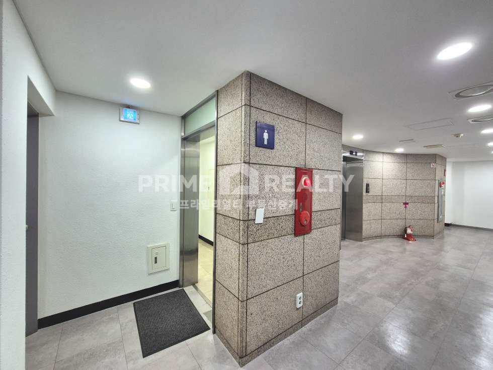 서울 강남구 역삼동 역삼동 대형 사무실 임대 │도로변 대형사무실│전용 155평│강남사무실임대 월세 매물번호 10723 사진 11