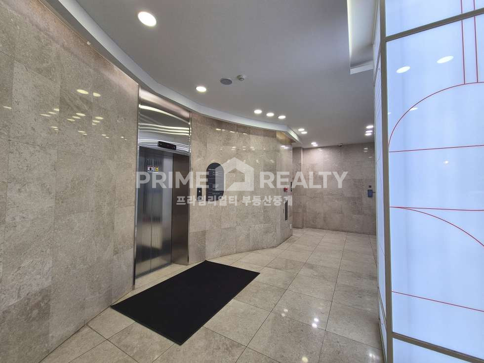 서울 강남구 역삼동 역삼동 대형 사무실 임대 │도로변 대형사무실│전용 155평│강남사무실임대 월세 매물번호 10723 사진 17