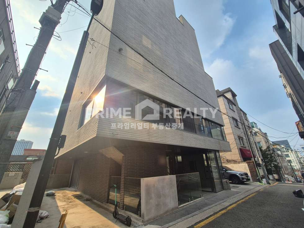 서울 강남구 논현동 1동 논현동 사옥 임대│강남구청역 3분│신축 통임대│연면 155평│강남사옥임대│강남통임대│강남사무실임대 월세 매물번호 10905 사진 2