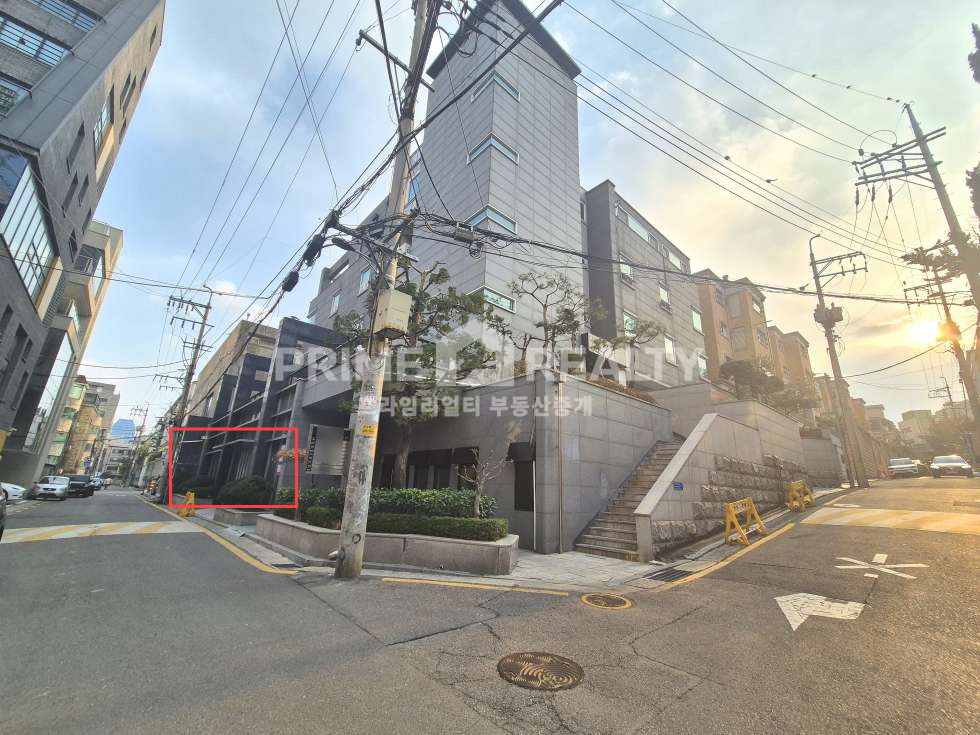 서울 강남구 논현동 논현동 스튜디오 임대│실사용1층│차량 진입 가능 스튜디오│호리존│전용 56평│강남스튜디오임대│강남사무실임대 월세 매물번호 10904 사진 18