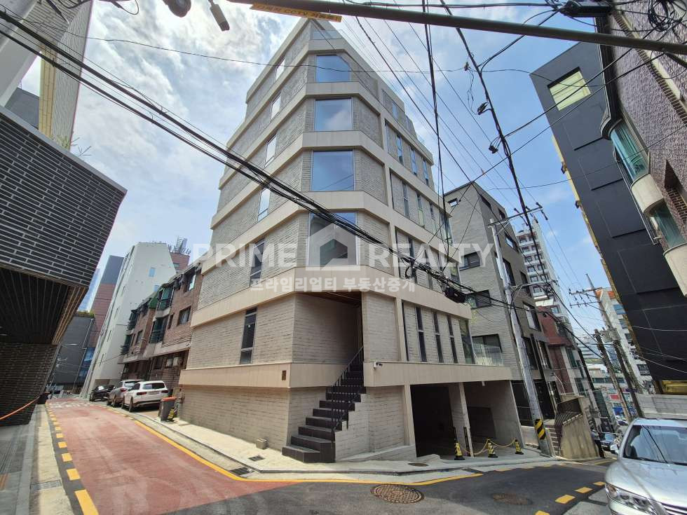 서울 강남구 논현동 논현동 사무실 임대 │ 신사역 도보 2분 │ 신축 코너건물 │ 전용 77평│지하연층사용│강남사옥임대│강남통임대│강남사무실임대 월세 매물번호 10380 사진 2