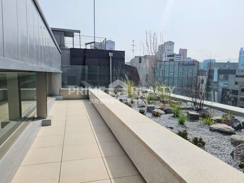 서울 강남구 신사동 압구정로데오역 신축 통임대 사옥 – 전용 258평(852.89㎡), 전층 발코니 구조 월세 매물번호 10070 사진 7
