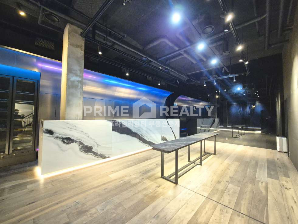 서울 강남구 논현동 논현동 사옥 임대 │ 강남구청역 도보 3분 │ 연면 140평 │ 테라스 포함 연층 구조│강남사옥임대 │강남통임대│강남사무실임대 월세 매물번호 10658 사진 30