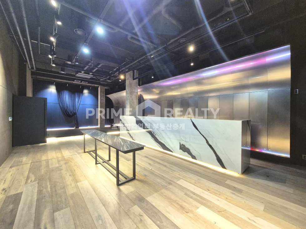 서울 강남구 논현동 논현동 사옥 임대 │ 강남구청역 도보 3분 │ 연면 140평 │ 테라스 포함 연층 구조│강남사옥임대 │강남통임대│강남사무실임대 월세 매물번호 10658 사진 31