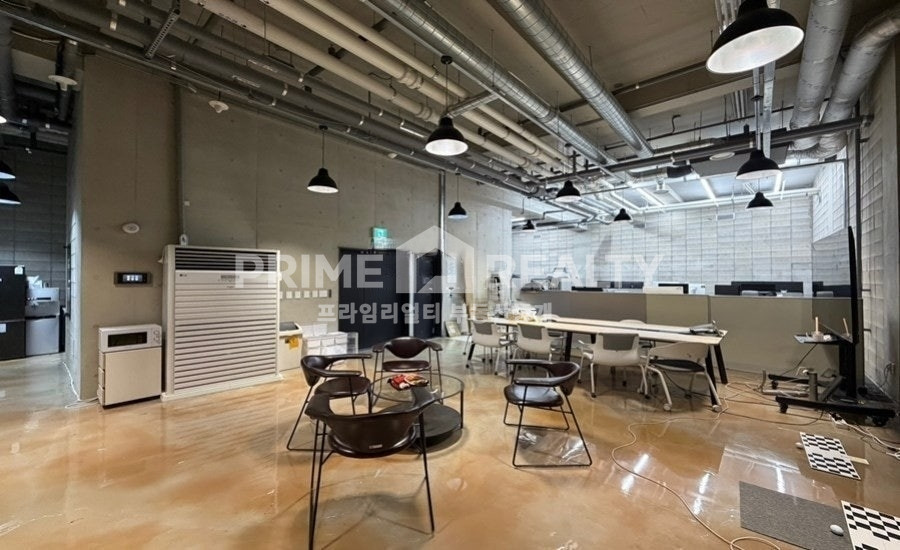 서울 강남구 논현동 논현동 스튜디오 임대 신사역 도보 3분 전용 80평 층고 4m 방송룸 보유 강남스튜디오임대 월세 매물번호 10954 사진 4