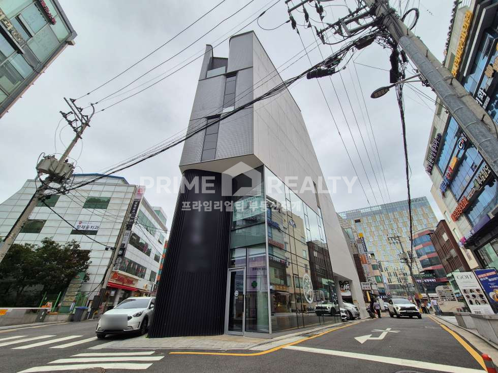 서울 강남구 신사동 압구정 사무실 임대 │ 도보 2분 │ 테라스 보유 │ 전용 20평 월세 매물번호 10443 사진 6