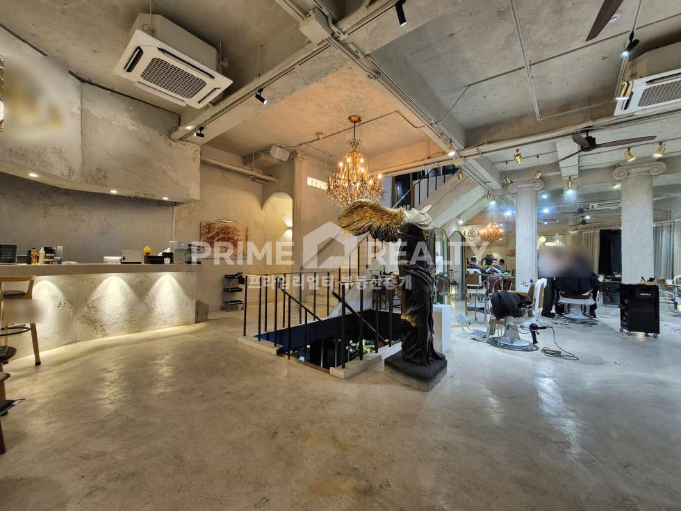 서울 강남구 신사동 신사동 상가 사무실 임대 압구정로데오역 도보 2분 메인 코너 1층 2층 전용 80평 강남상가임대 강남사무실임대 월세 매물번호 10959 사진 1