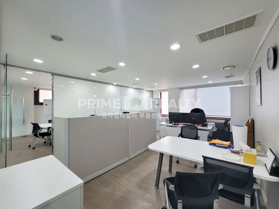 서울 강남구 논현동 학동역 1분 논현동 대로변 4층 사무실 임대 전용 30평대 룸2 관리비 포함 강남사무실임대 월세 매물번호 10920 사진 3