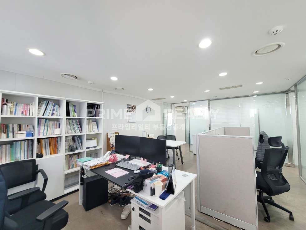 서울 강남구 논현동 학동역 1분 논현동 대로변 4층 사무실 임대 전용 30평대 룸2 관리비 포함 강남사무실임대 월세 매물번호 10920 사진 7