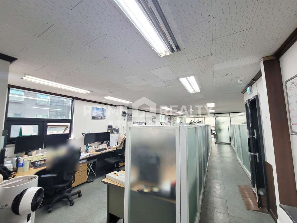 서울 강남구 논현동 논현동 학동역 도보 1분 4층 사무실 임대 전용30평 룸2 무권리 가성비 강남사무실임대 월세 매물번호 10918 사진 3