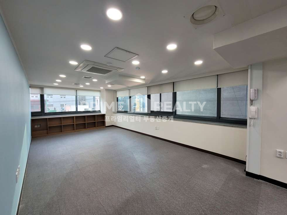 서울 강남구 대치동 삼성역 역세권 사무실 임대 홀 + 룸1 강남사무실임대 즉시입주 대치동 월세 매물번호 10895 사진 4
