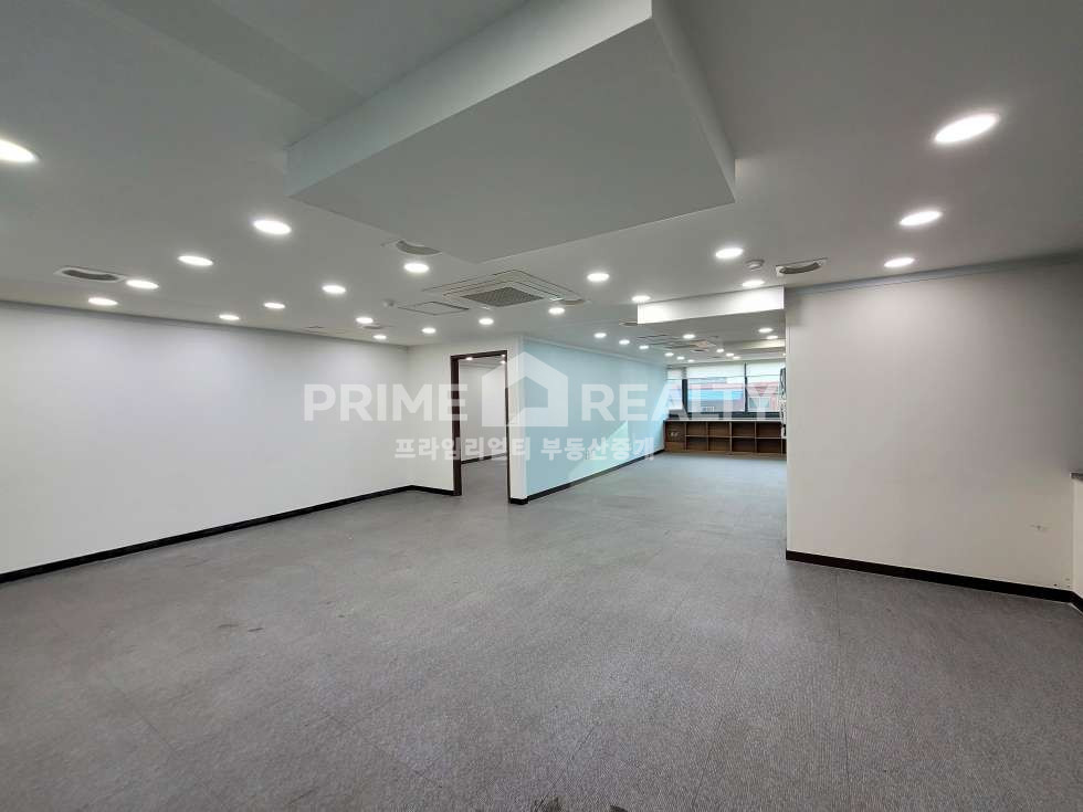 서울 강남구 대치동 삼성역 역세권 사무실 임대 홀 + 룸1 강남사무실임대 즉시입주 대치동 월세 매물번호 10895 사진 6