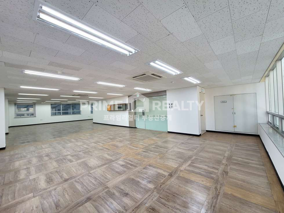 서울 강남구 대치동 테헤란로 이면 선릉역 도보 4분 2층 사무실 임대 전용 40평대 월세 매물번호 10890 사진 1
