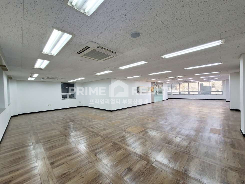 서울 강남구 대치동 테헤란로 이면 선릉역 도보 4분 2층 사무실 임대 전용 40평대 월세 매물번호 10890 사진 2
