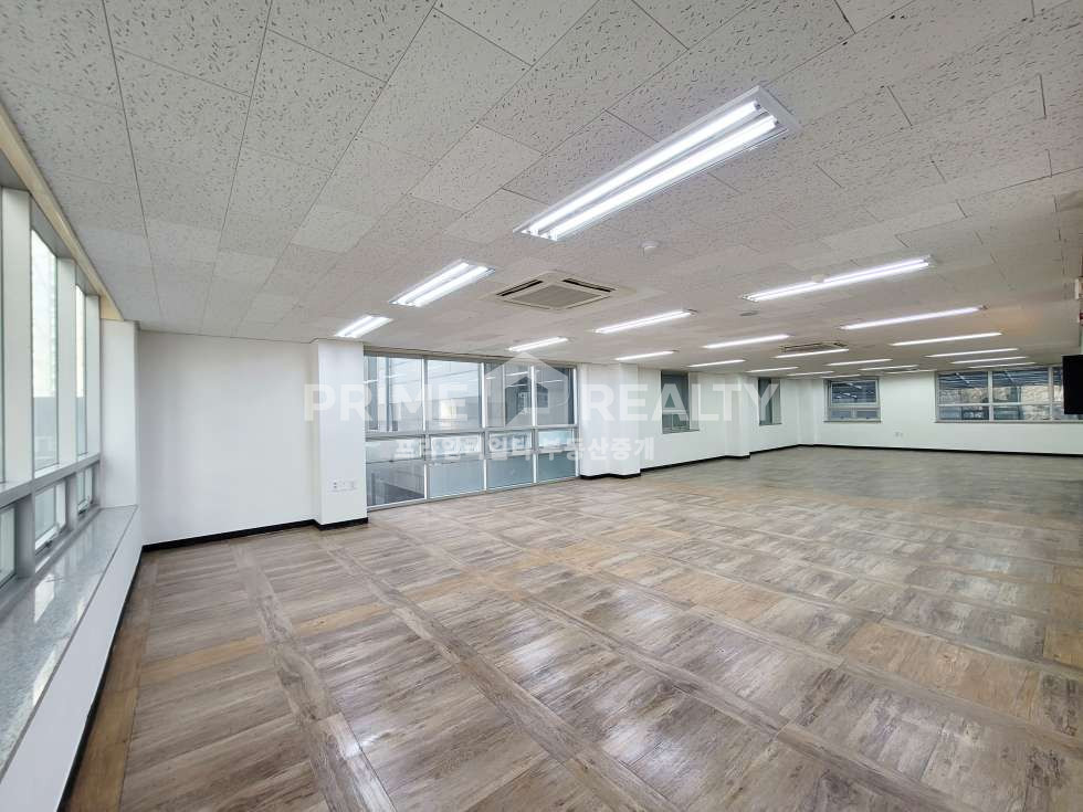 서울 강남구 대치동 테헤란로 이면 선릉역 도보 4분 2층 사무실 임대 전용 40평대 월세 매물번호 10890 사진 3