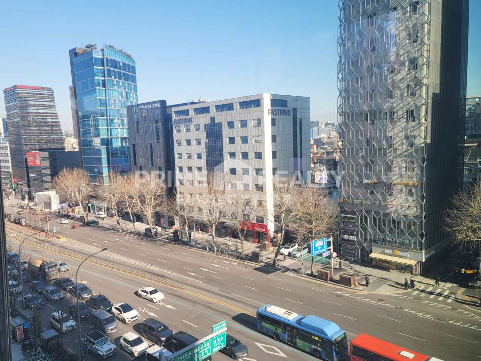 서울 서초구 반포동 반포동 신논현사거리 강남대로변 통창 전용58평 층고4m 프라임 사무실 강남사무실임대 월세 매물번호 10793 사진 9