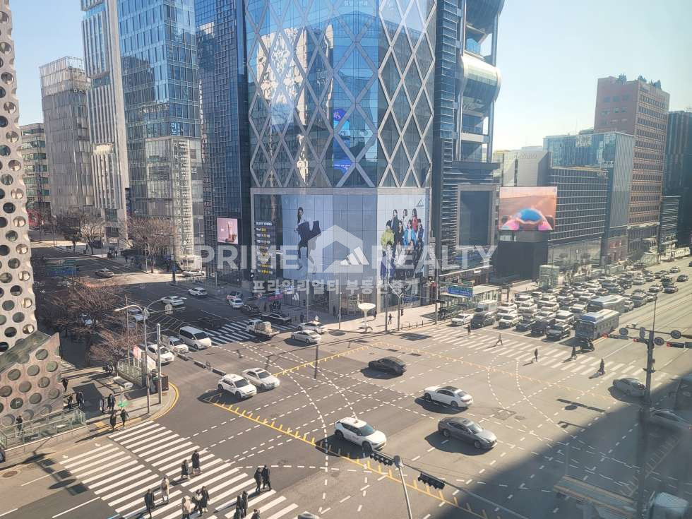 서울 서초구 반포동 반포동 신논현사거리 강남대로변 통창 전용58평 층고4m 프라임 사무실 강남사무실임대 월세 매물번호 10793 사진 10