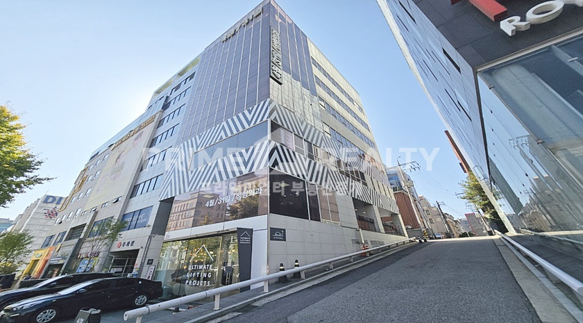 서울 강남구 논현동 논현동 학동역 도보1분 대로변 층고4.3m 전용60평 지하 사무실 강남사무실임대 월세 매물번호 10789 사진 6