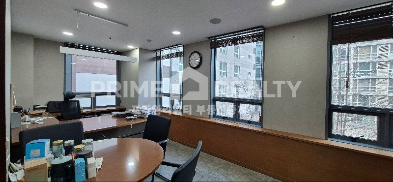 서울 강남구 역삼동 강남역 도보 3분 │ 전용 70평 법무·회계법인 추천 월세 매물번호 10749 사진 6