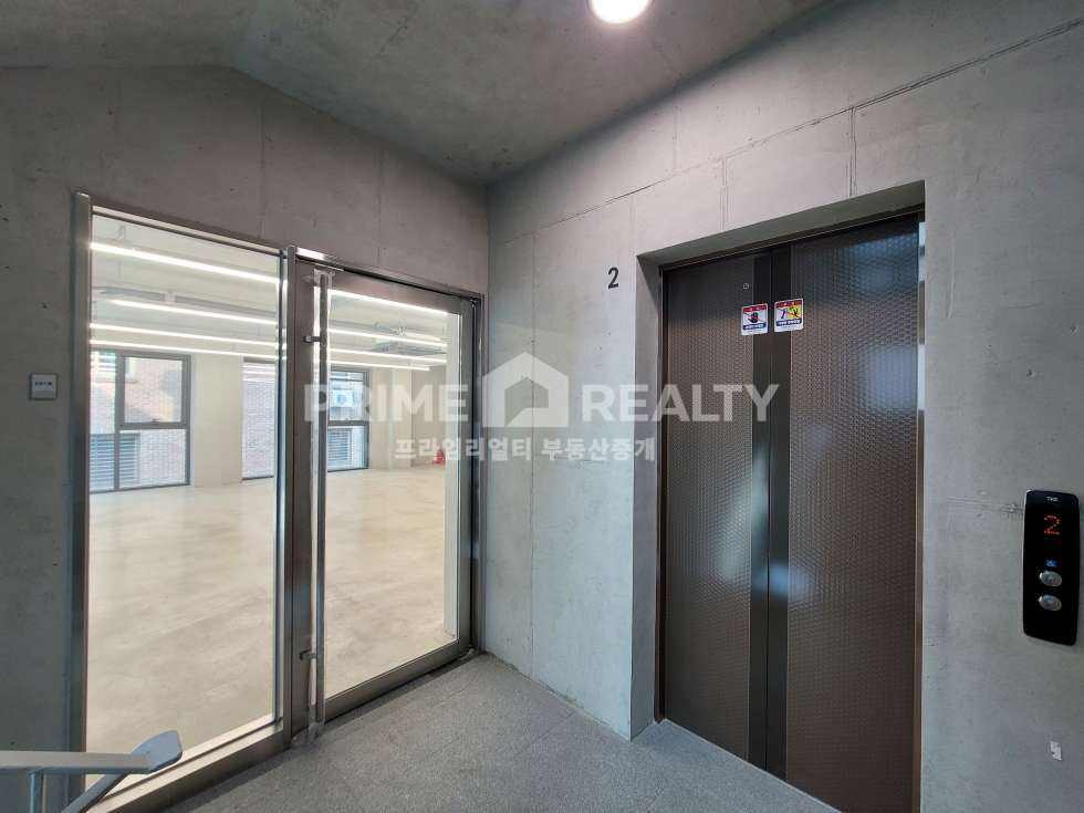 서울 강남구 역삼동 강남역 신축 첫입주｜전면 통창 28평 오픈형 사무실 임대 강남 역삼동 사무실임대 월세 매물번호 10668 사진 5