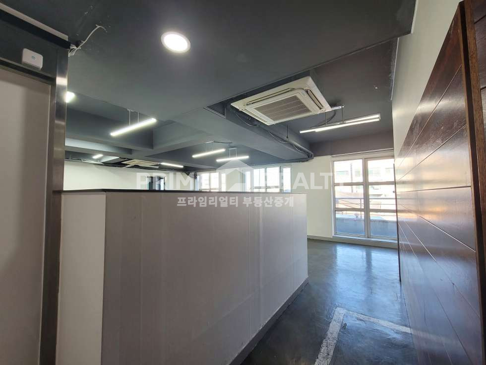 서울 강남구 신사동 신사동 사무실 임대 · 룸3개 인테리어 · 자주식 2대 · 전용 40평 강남사무실임대 신사역 사무실 월세 매물번호 10656 사진 11