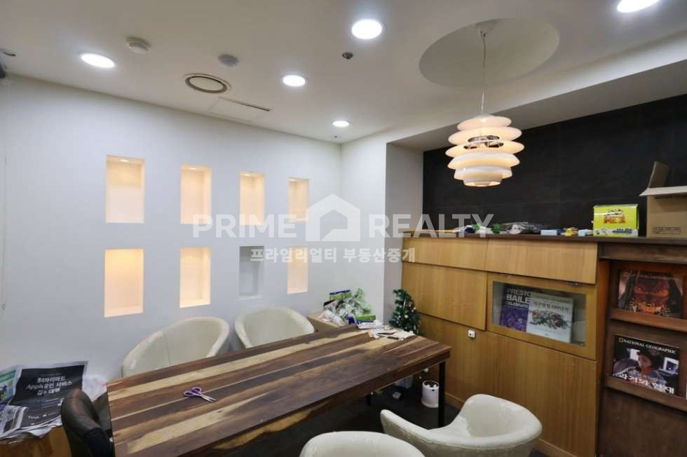 서울 강남구 논현동 논현동 도산대로 특급입지 의원추천 · 무권리 · 전용 85평 사무실 강남사무실임대 월세 매물번호 10648 사진 5