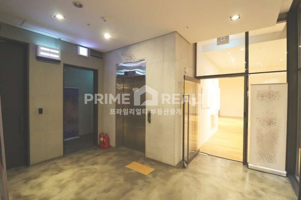 서울 강남구 삼성동 청담역 2분 스튜디오·쇼룸 전용45평｜A급 인테리어·주차1대 강남사옥임대 강남사무실임대 월세 매물번호 10644 사진 10